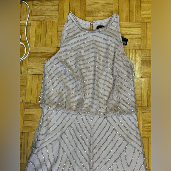 Dress/gown - Picture 5 of 5